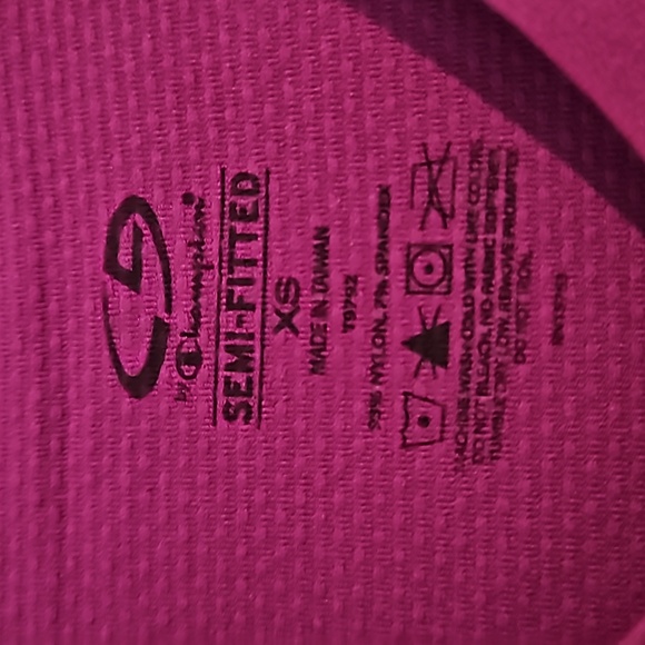 C9 Semi-fitted Magenta Athletic Tee size x-small - Picture 2 of 3